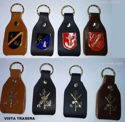LLAVERO LEGIÓN CUERO CON PEPITO
