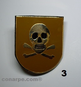 PEPITO LEGION EMBLEMA CON CUERO 3