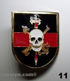 PEPITO LEGION EMBLEMA CON CUERO 11