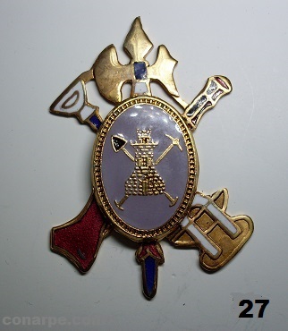 PEPITO LEGION EMBLEMA CON CUERO 27