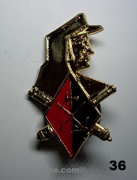 PEPITO LEGION EMBLEMA CON CUERO 36