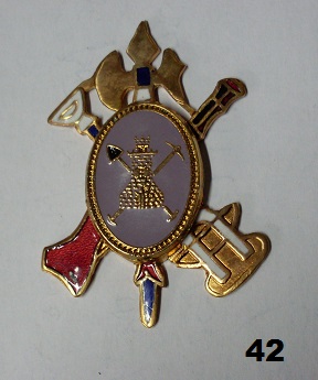 PEPITO LEGION EMBLEMA CON CUERO 42