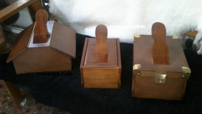 CAJA LIMPIABOTAS MADERA 2 TAPAS