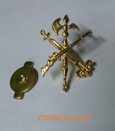 PIN LEGION CAMISA EMBLEMA SIN CORONA