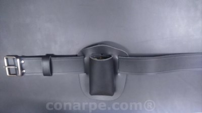 PORTA BANDERÍN CUERO NEGRO PARA CINTURÓN