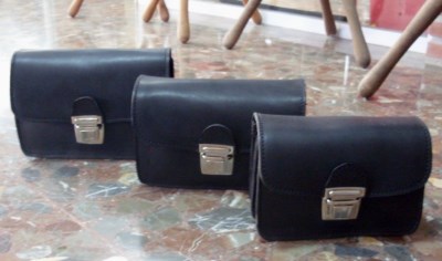 PRECISO-CARTERA COBRADOR NEGRO MADEUS6