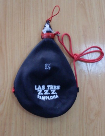 BOTA DE VINO TRES ZZZ PEZ RECTA NEG.1,5L